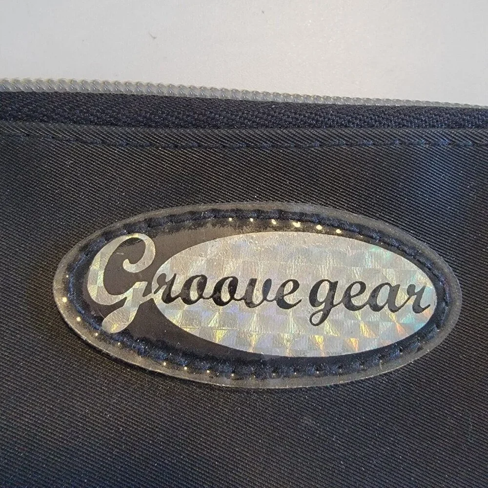 Groove Gear Black Zip Pouch Card Pocket Wallet Rubber Like Material‎